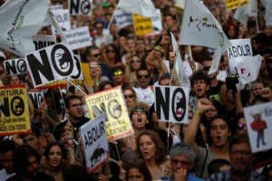 V madridu, tisíc rally byl držen proti corridě V madridu, tisíc rally byl držen proti corridě